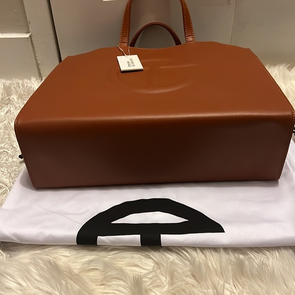 Brand new medium Telfar shopping bag - Picture 5 of 5